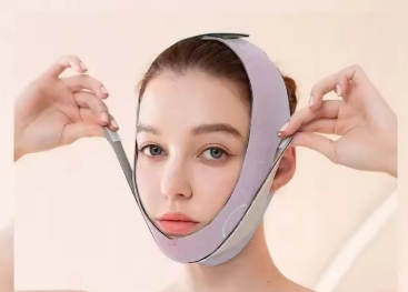 Masque Lifting V-Line_ Affine le menton & réduit le double menton